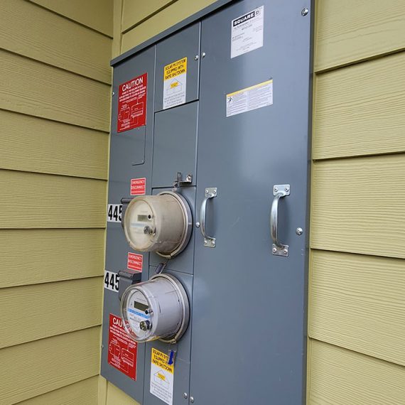 Detached ADU with Garage