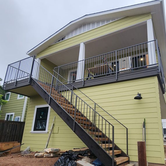 Detached ADU with Garage